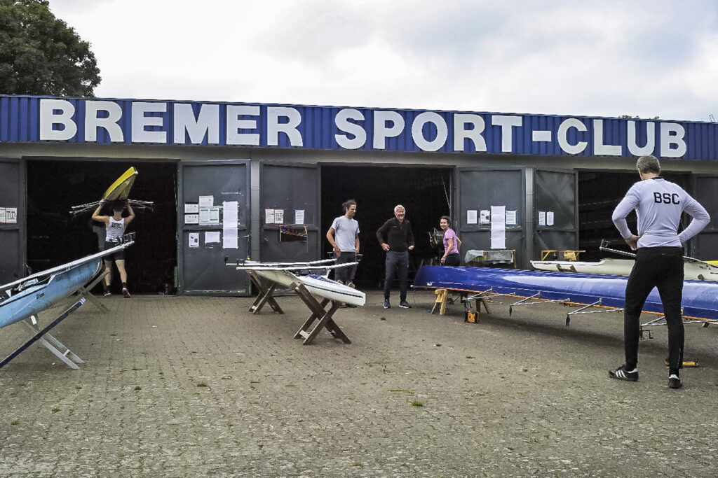Das Bootshaus beim Anfänger Kurs Rudern des Bremer Sport Club , BSC Bremen